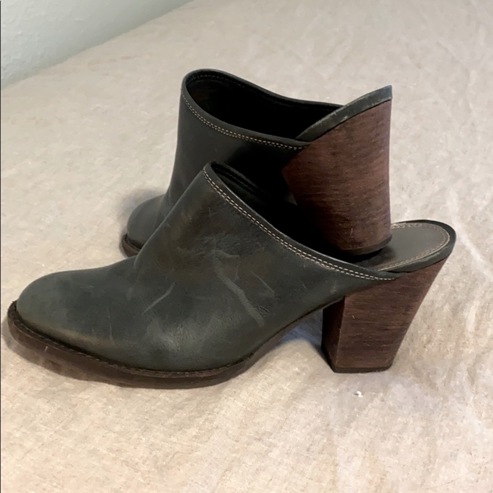 Very cute and comfortable pumps
